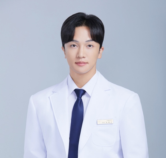 바른플란트치과의원 오택근 대표원장